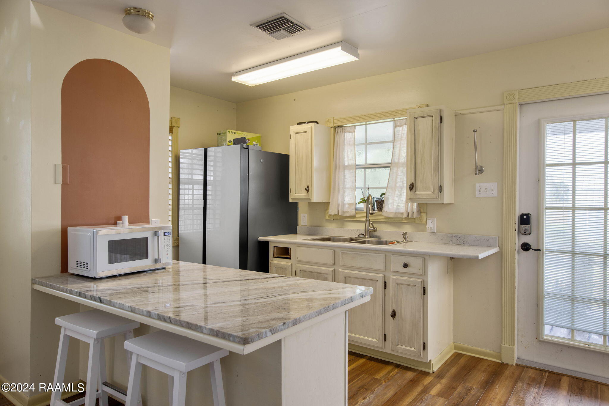 606 Rynella Road New Iberia, LA 70560 - Photo 8 of 25 7-web-or-mls-606 Rynella Rd-7
