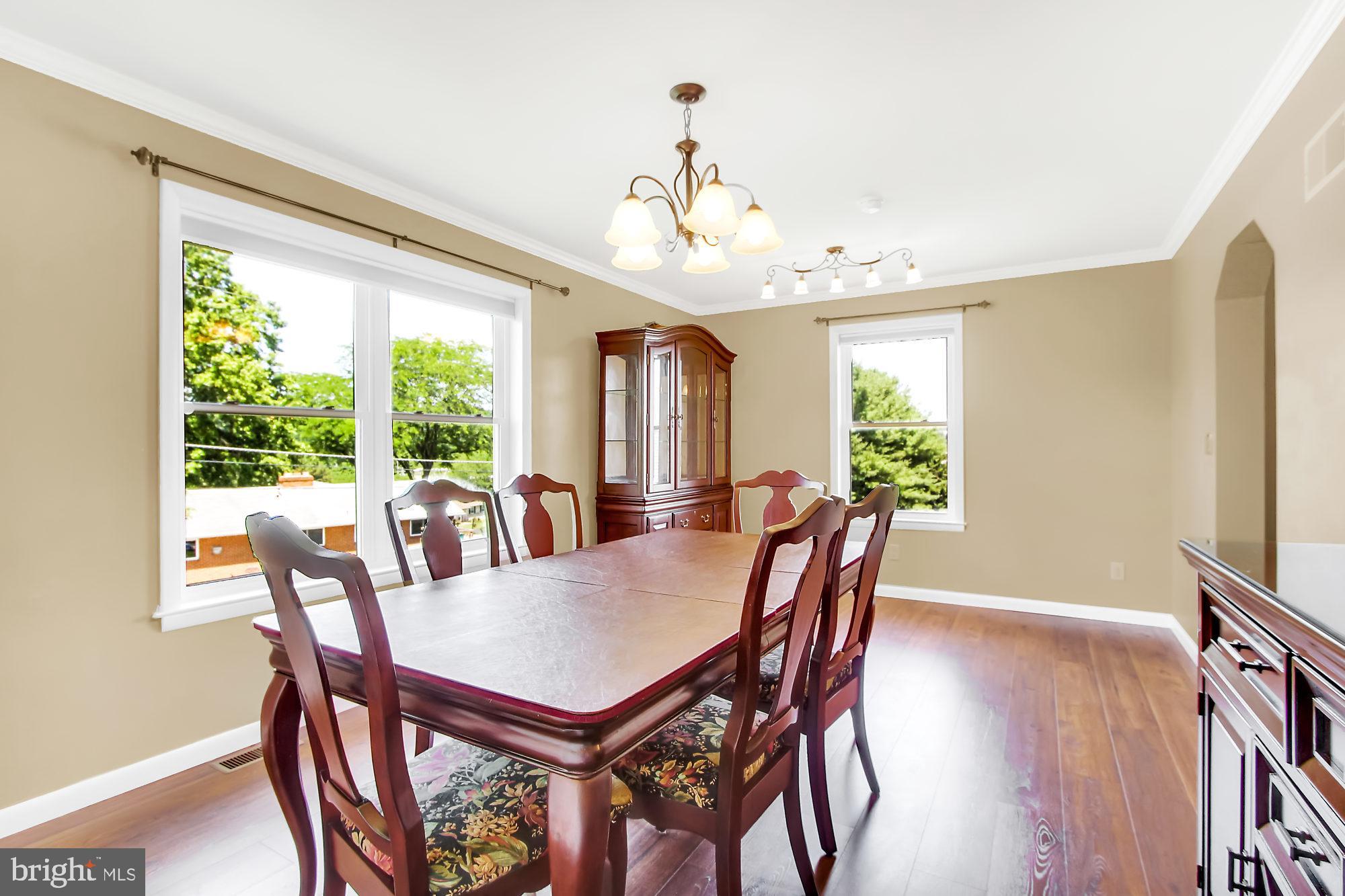 217 Edinburgh Road York, PA 17406 - Photo 11 of 32 Gallery Image 11
