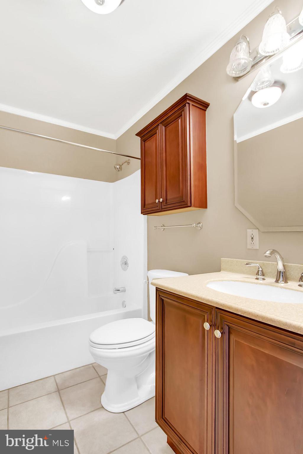 217 Edinburgh Road York, PA 17406 - Photo 17 of 32 Gallery Image 17