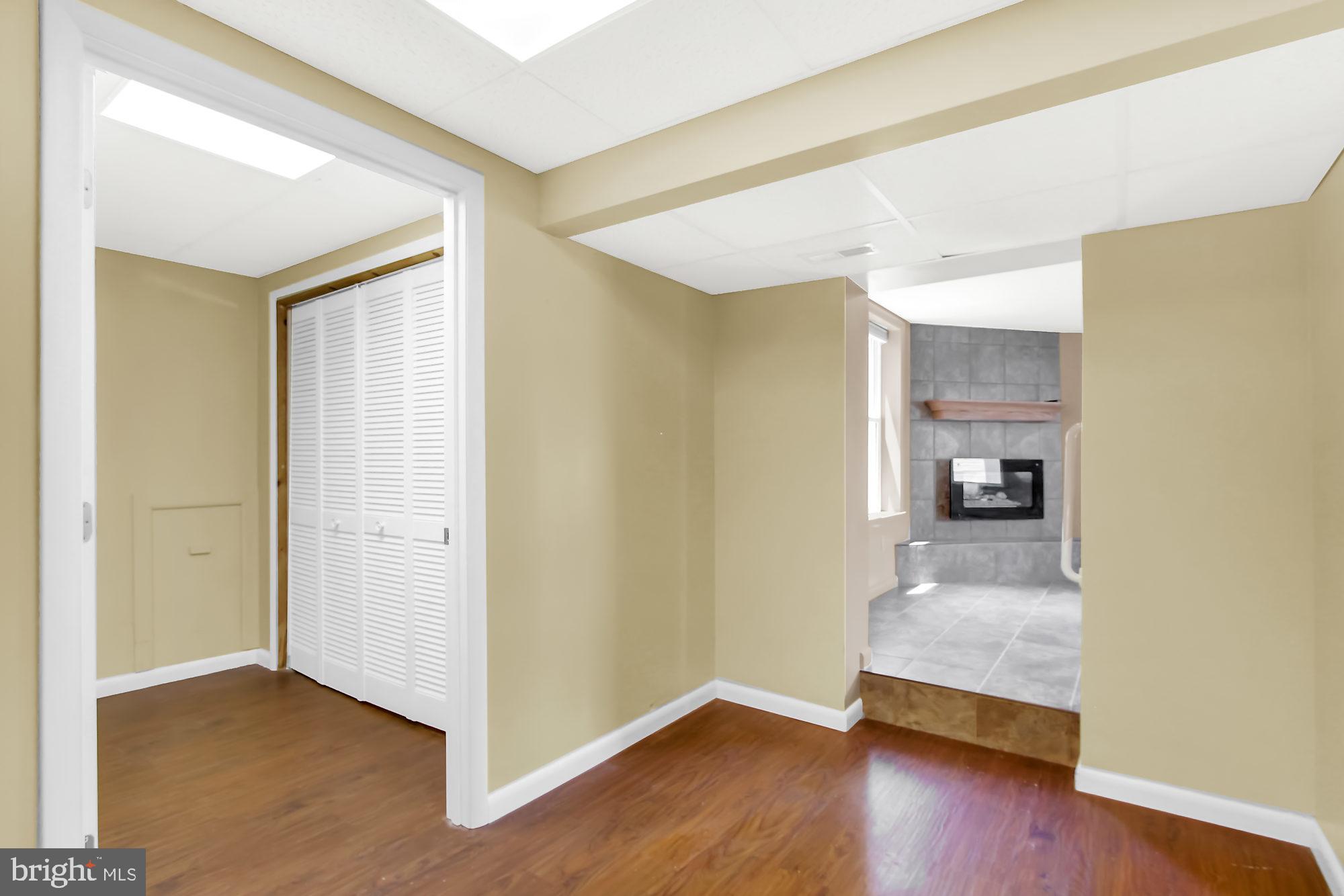 217 Edinburgh Road York, PA 17406 - Photo 21 of 32 Gallery Image 21