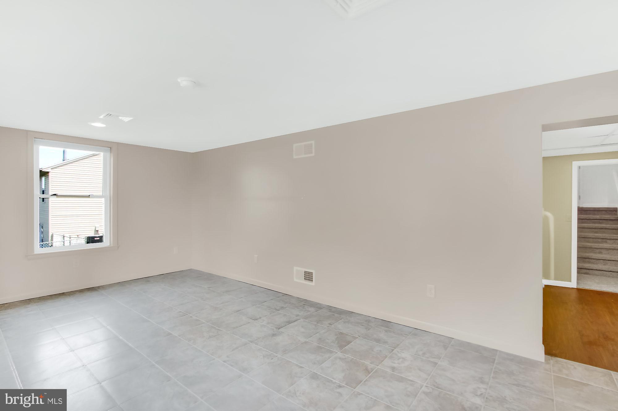 217 Edinburgh Road York, PA 17406 - Photo 24 of 32 Gallery Image 24