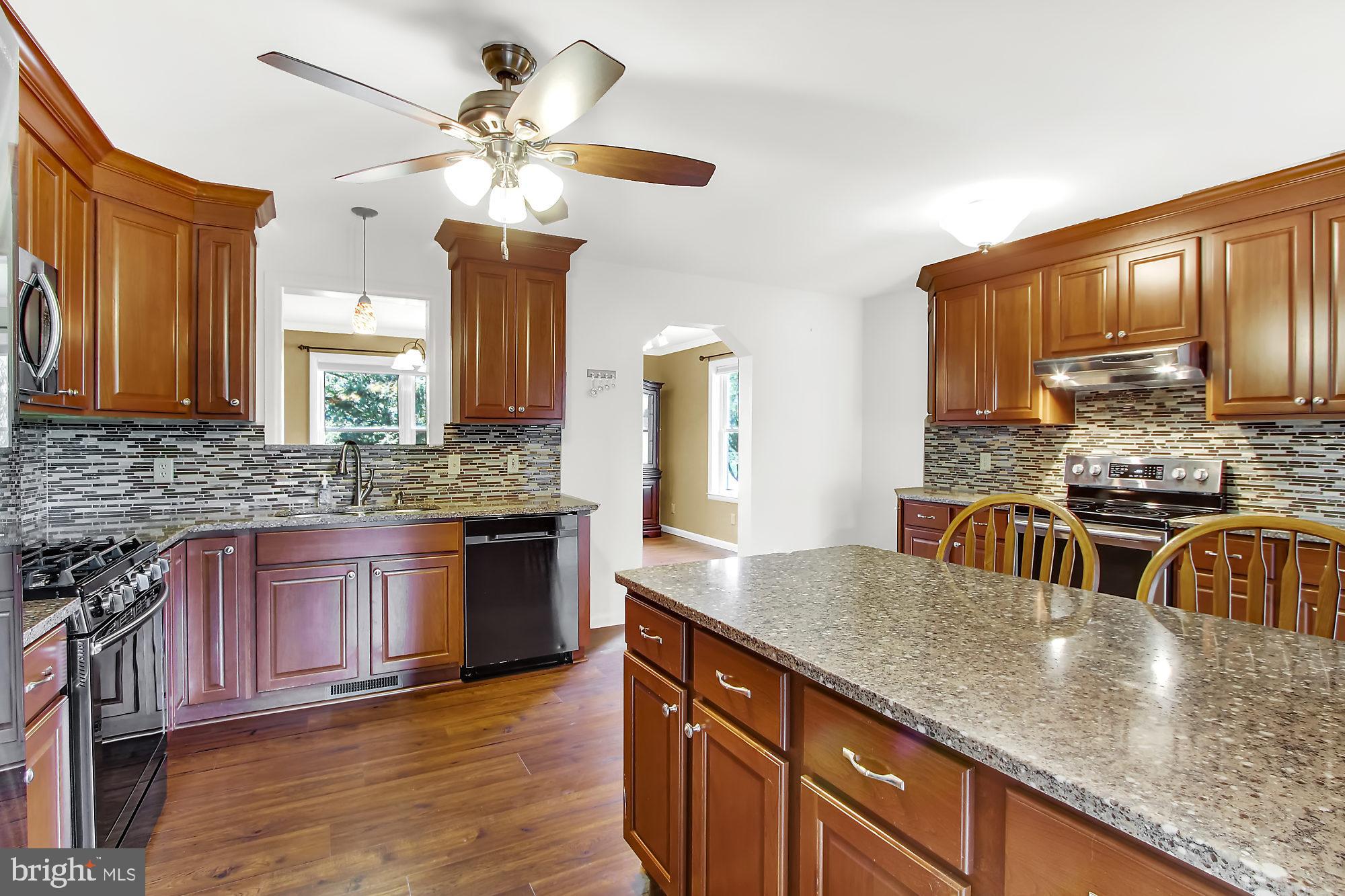 217 Edinburgh Road York, PA 17406 - Photo 9 of 32 Gallery Image 9