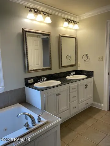 $1,650 | 132 La Rue Vil, Lafayette, LA 70508