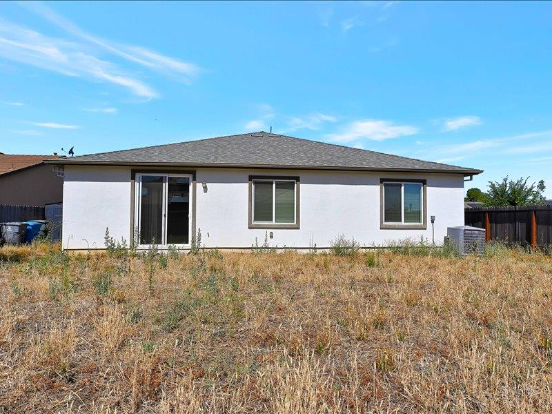 4063 Larner Way Olivehurst, CA 95961 - Photo 41 of 45