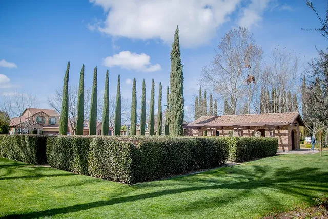 $369,999 | 1587 Etchings Way, Clovis, CA 93619