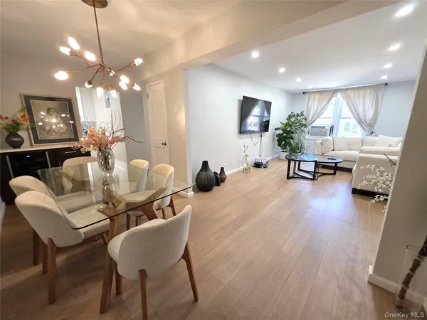 $469,000 | 33-25 90th Street, Unit 1A | Jackson Heights