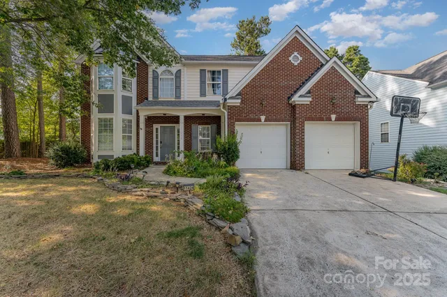 $420,000 | 11424 Glenstone Court, Charlotte, NC 28269