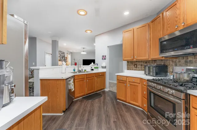 $425,000 | 11424 Glenstone Court, Charlotte, NC 28269