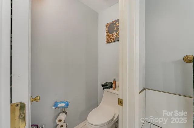 $425,000 | 11424 Glenstone Court, Charlotte, NC 28269