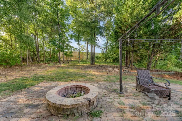 $425,000 | 11424 Glenstone Court, Charlotte, NC 28269