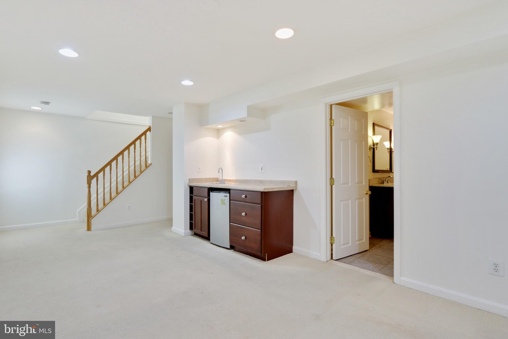 6678 Slacks Road Eldersburg, MD 21784 - Photo 29 of 42 Wet Bar at Lower Level