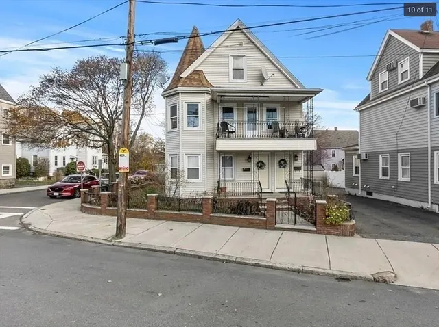 $2,450 | 75-77 Lebanon Street, Unit 1, Malden, MA 02148