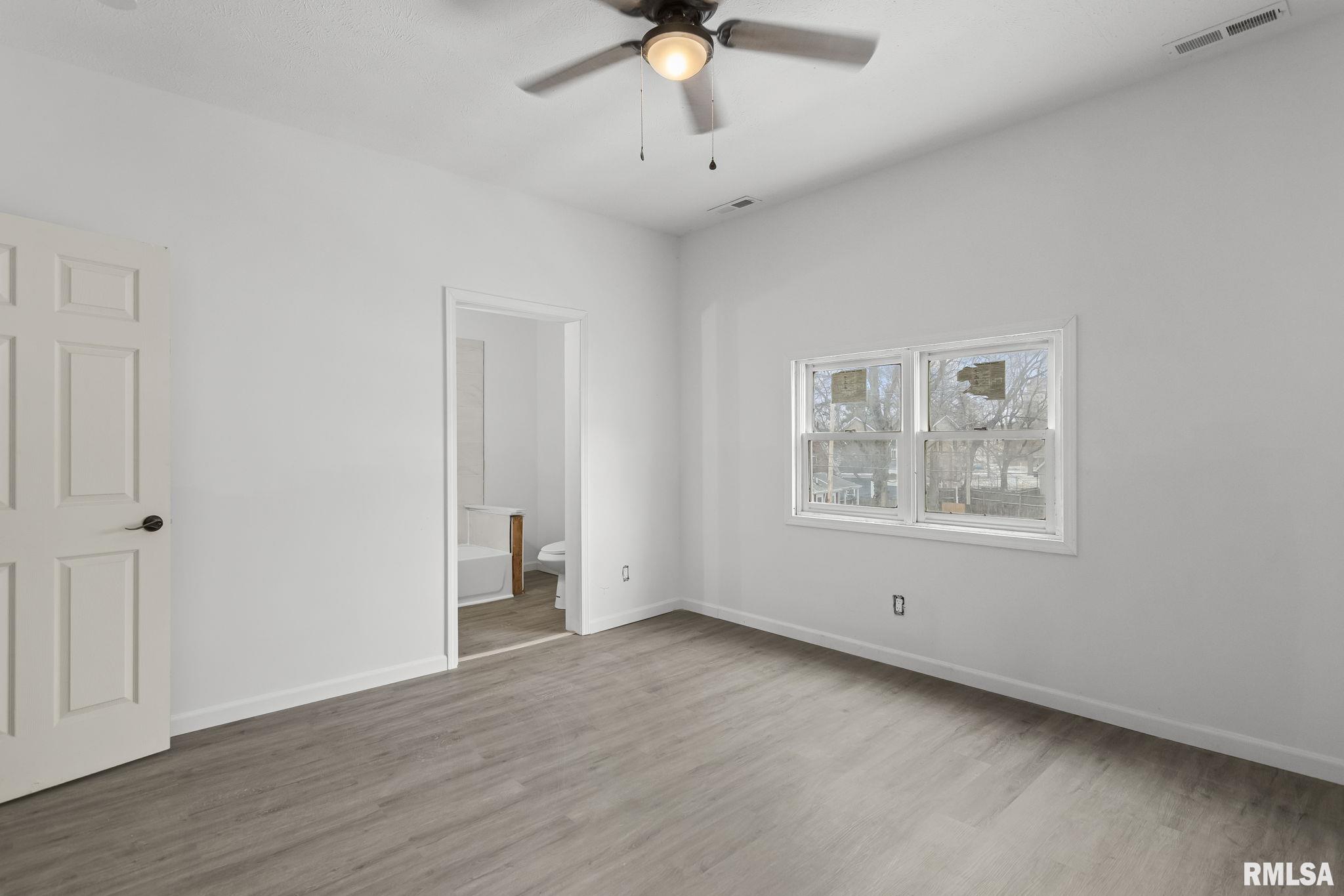 910 South 2nd Street Springfield, IL 62704 - Photo 10 of 20
