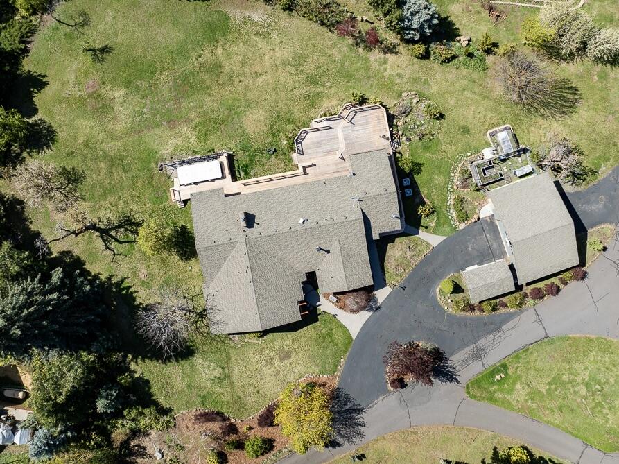 1662 Cove Point Road Klamath Falls, OR 97601 - Photo 7 of 71