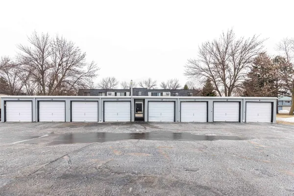 $144,900 | 2401 Demores Drive South, Unit 12, Fargo, ND 58103