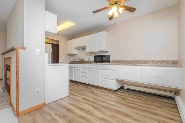 $144,900 | 2401 Demores Drive South, Unit 12, Fargo, ND 58103