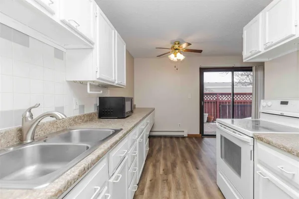 $144,900 | 2401 Demores Drive South, Unit 12, Fargo, ND 58103