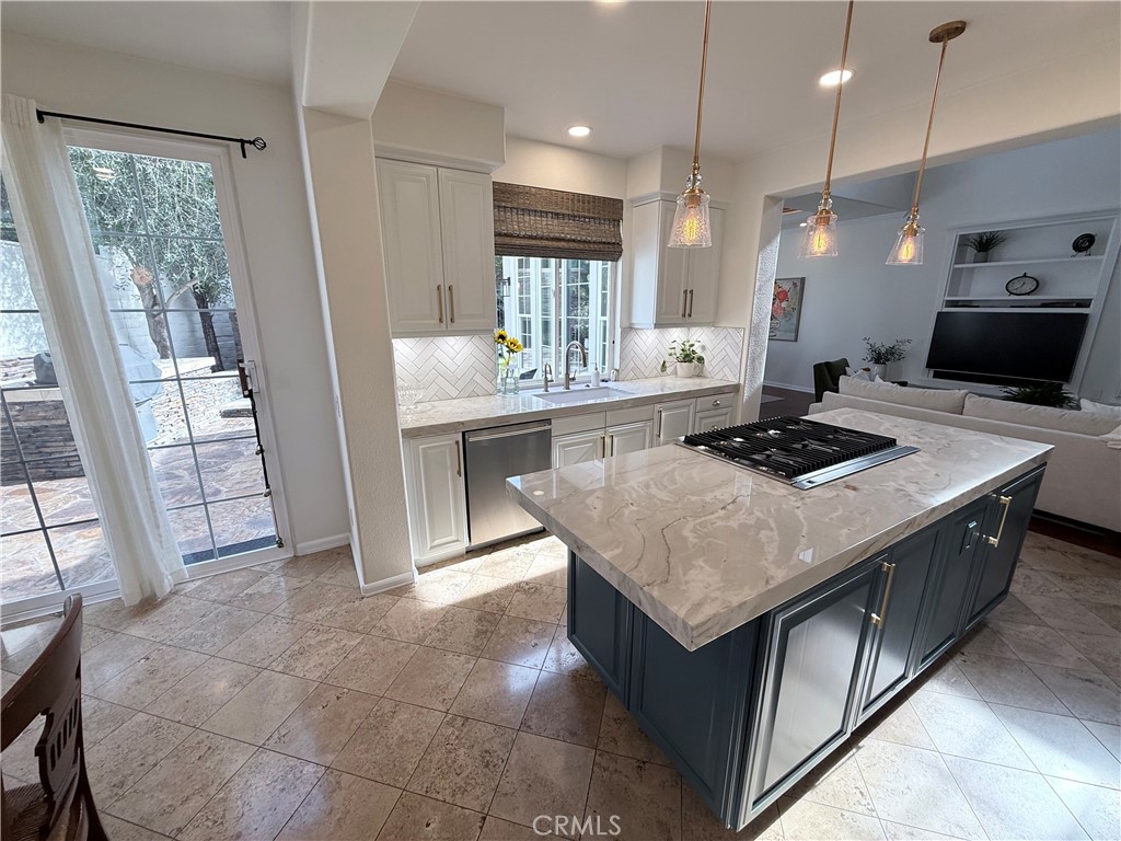 32 Marisol Newport Coast, CA 92657 - Photo 16 of 61