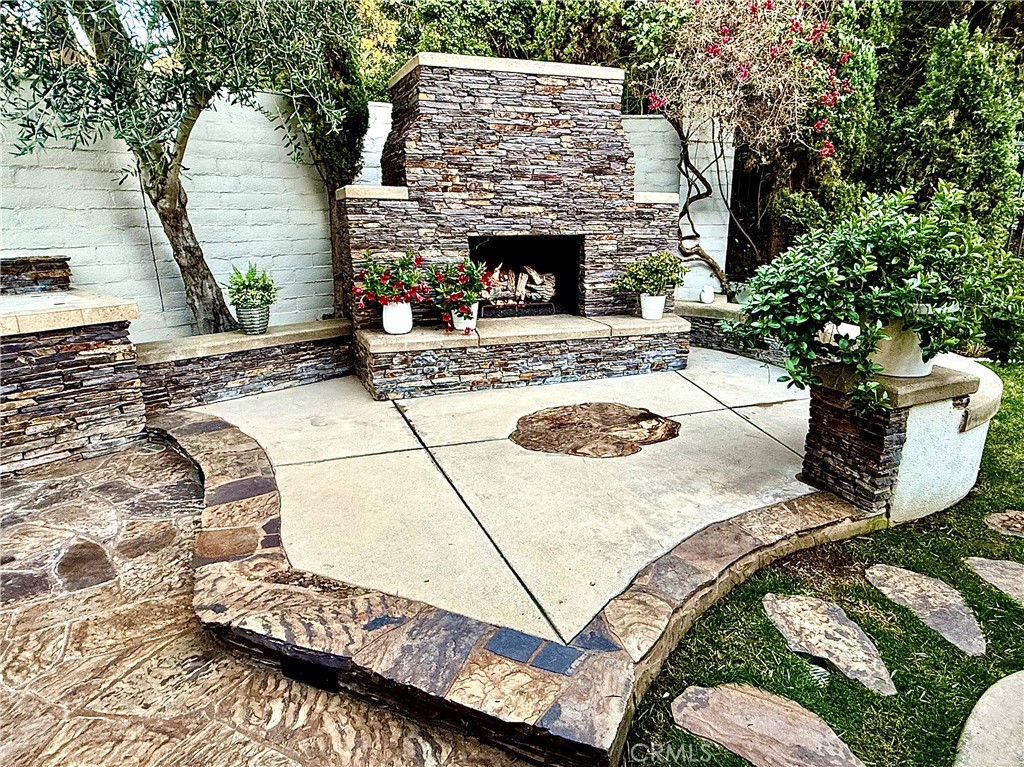 32 Marisol Newport Coast, CA 92657 - Photo 53 of 61 a outdoor space with furniture