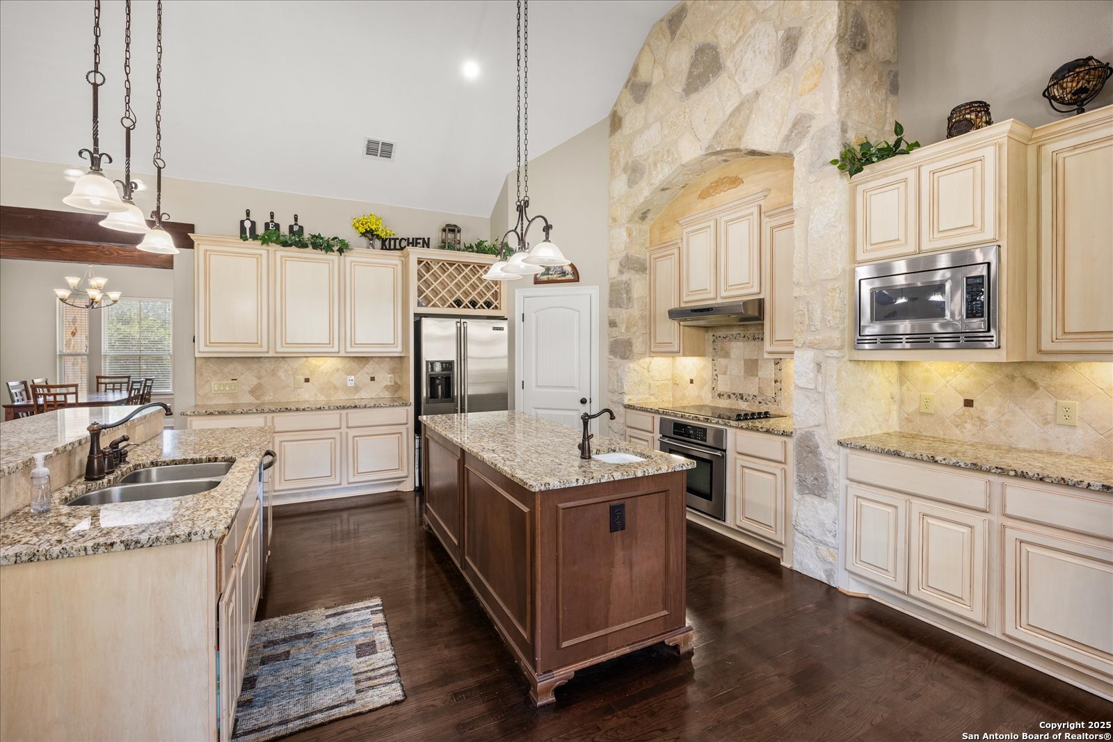 29026 Tivoli Way Fair Oaks Ranch, TX 78015 - Photo 15 of 40