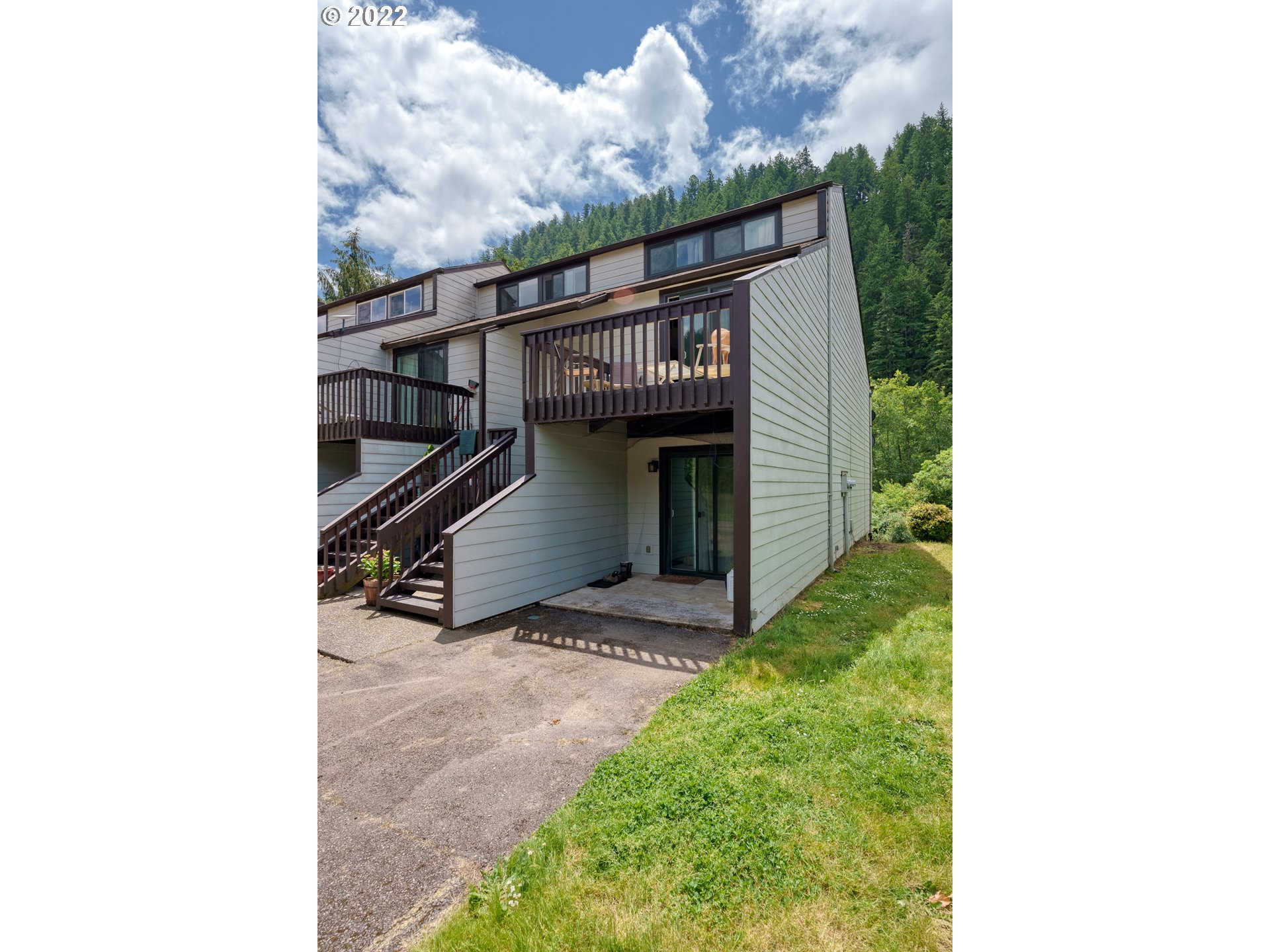 43605 Highway 38, Unit 12 Reedsport, OR 97467 - Photo 8 of 24 Parking