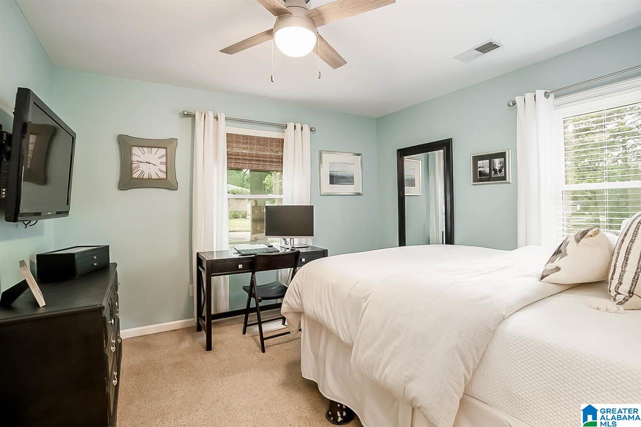 236 Raleigh Avenue Birmingham, AL 35209 - Photo 22 of 41