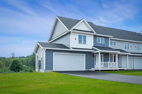 $509,900 | 75 Crestview Way, Raymond, NH 03077