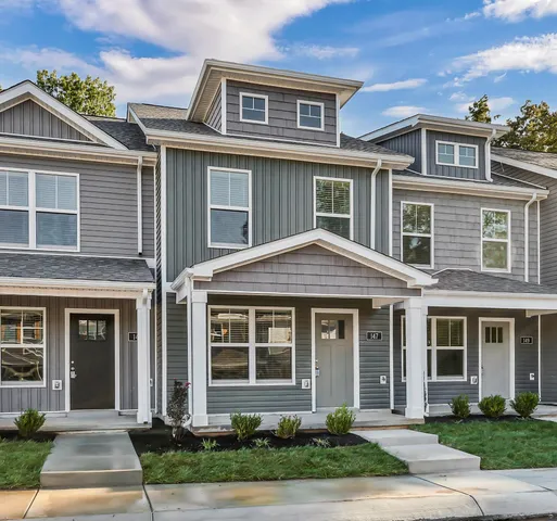 $215,900 | 147 Quarry Point Drive, Clarksville, TN 37043