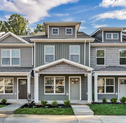 $215,900 | 147 Quarry Point Drive, Clarksville, TN 37043