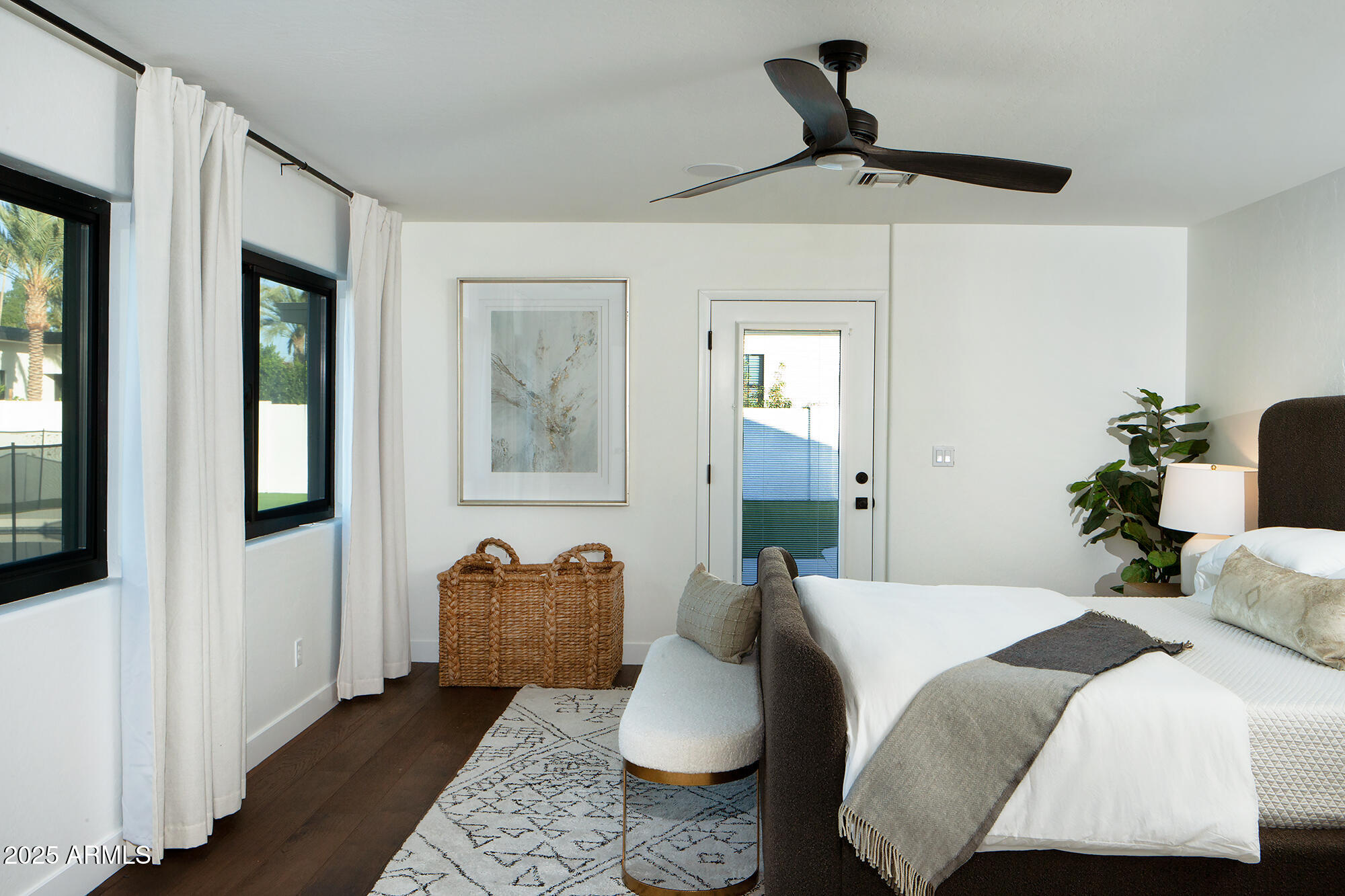 6302 East Cochise Road Paradise Valley, AZ 85253 - Photo 4 of 44 a bedroom with a bed and window