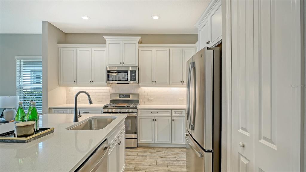 4720 Willow Bend Avenue Parrish, FL 34219 - Photo 8 of 44