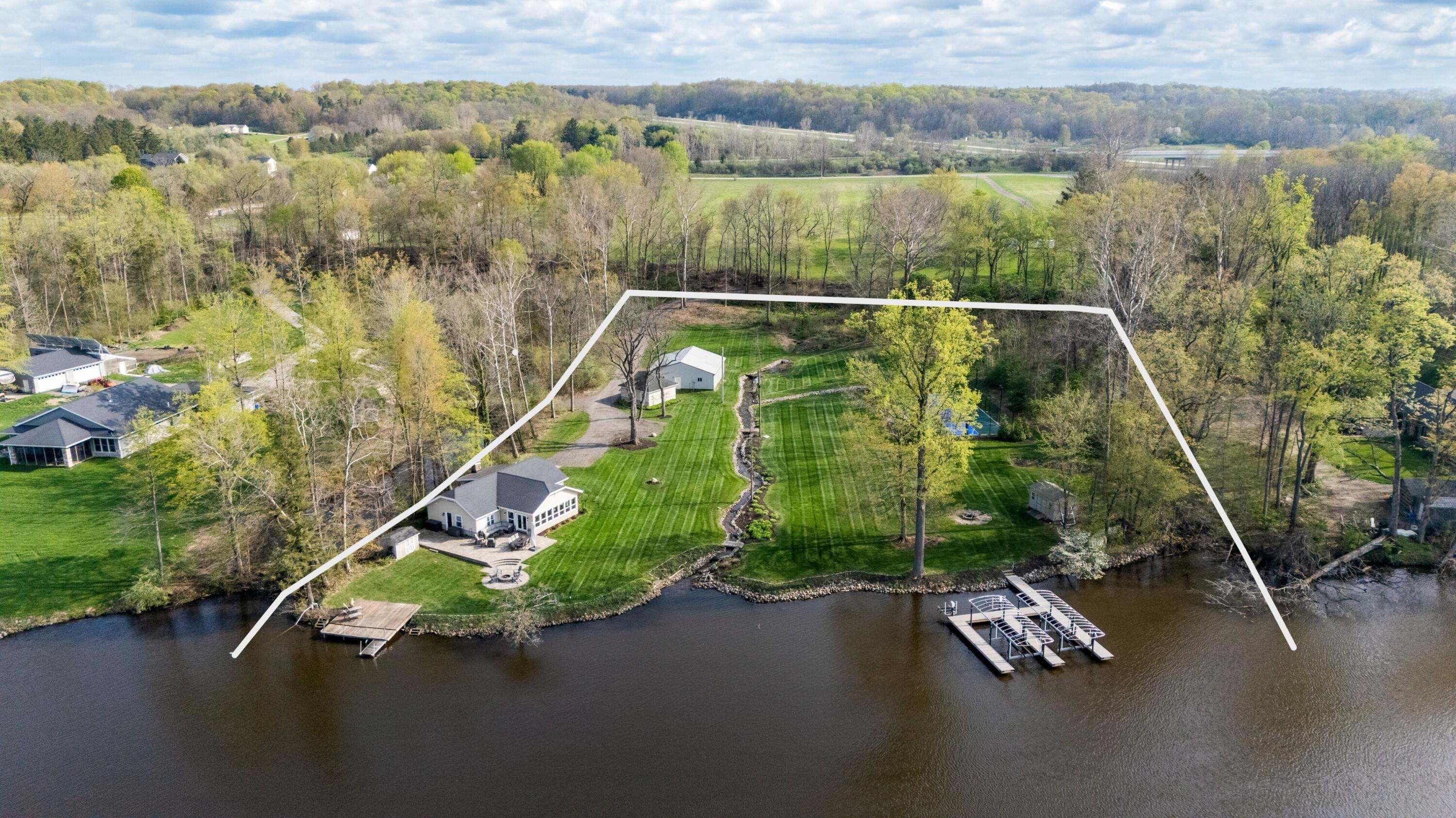 4435 Lake Chapin Road Berrien Springs, MI 49103 - Photo 6 of 79 approximatelotlines_90DJI_20260423053524