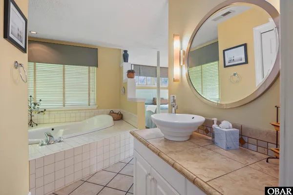 $999,000 | 1129 Morris Drive, Corolla, NC 27927