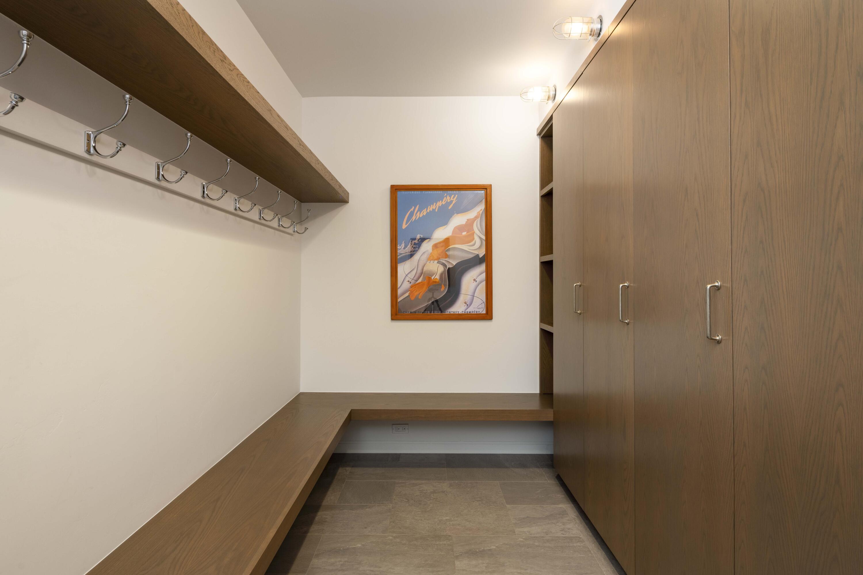 305 Diamond Back Road Sun Valley, ID 83353 - Photo 24 of 28 Huge mud room