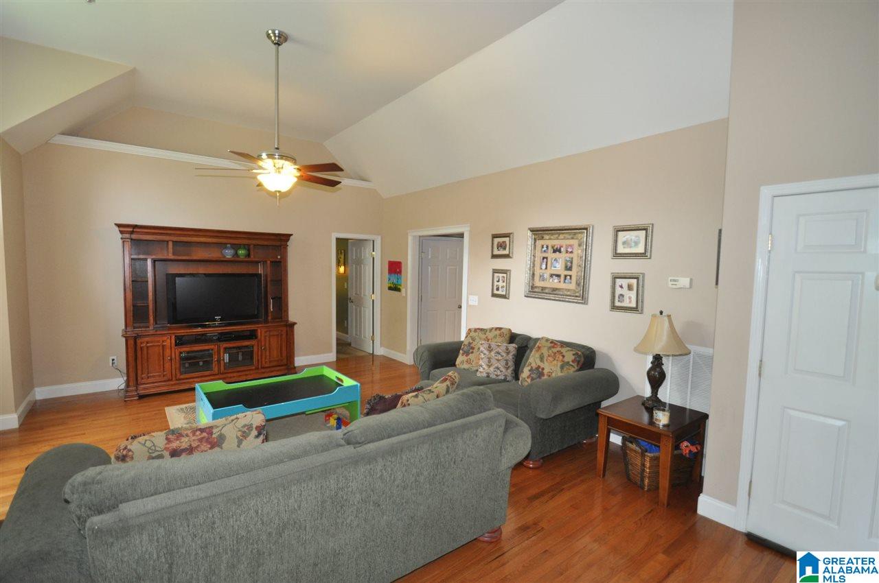 1338 Deans Ferry Road Warrior, AL 35180 - Photo 17 of 44