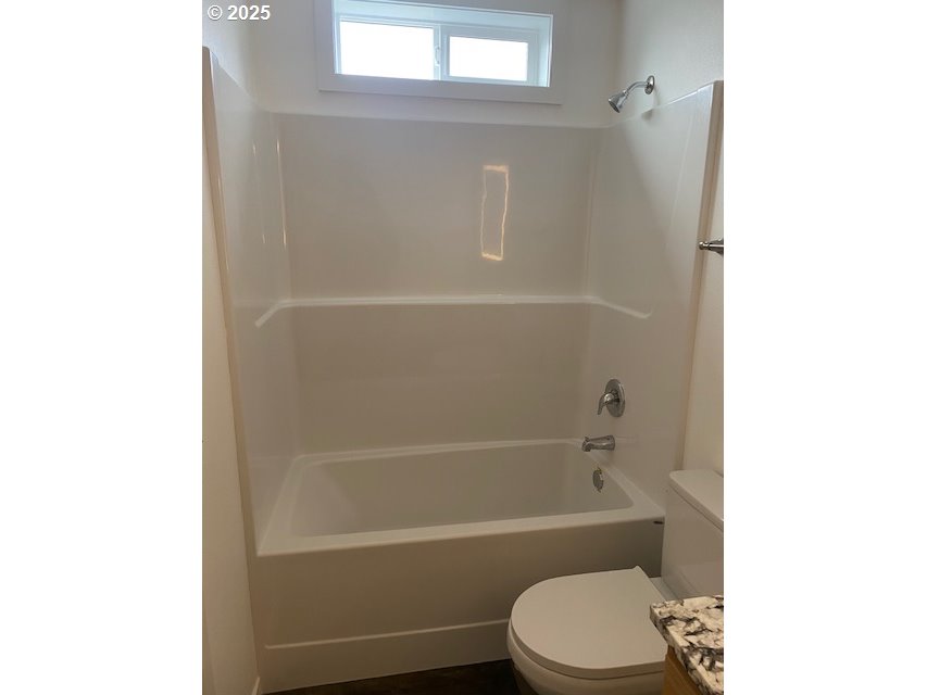 443 South 43rd Street Springfield, OR 97478 - Photo 13 of 27