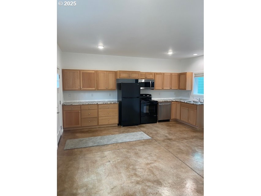 443 South 43rd Street Springfield, OR 97478 - Photo 24 of 27