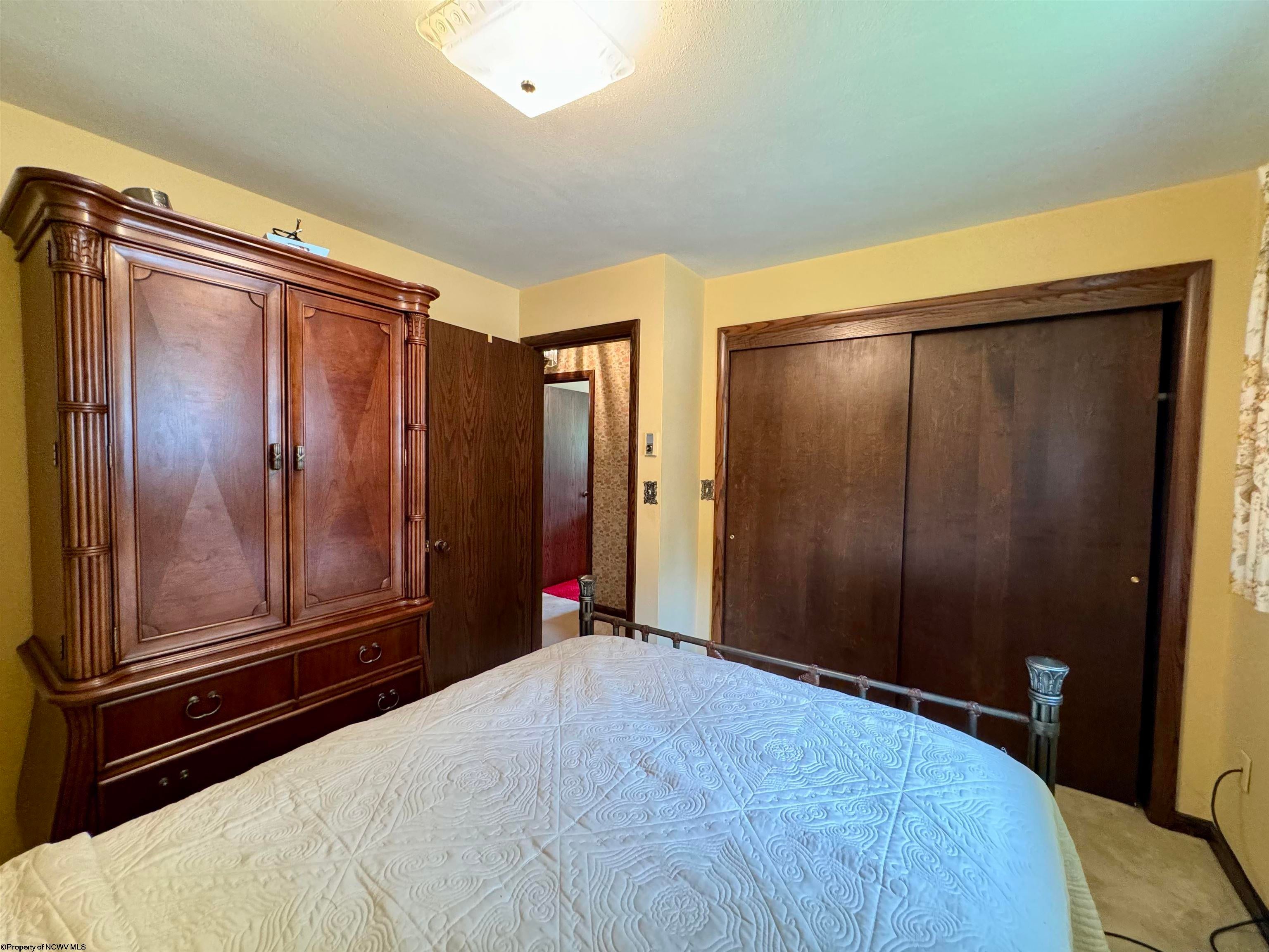 1022 Rainbow Road Bridgeport, WV 26330 - Photo 13 of 29 Gallery Image 13