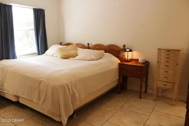 $2,000 | 4542 Rockledge Lane, Port Orange, FL 32127