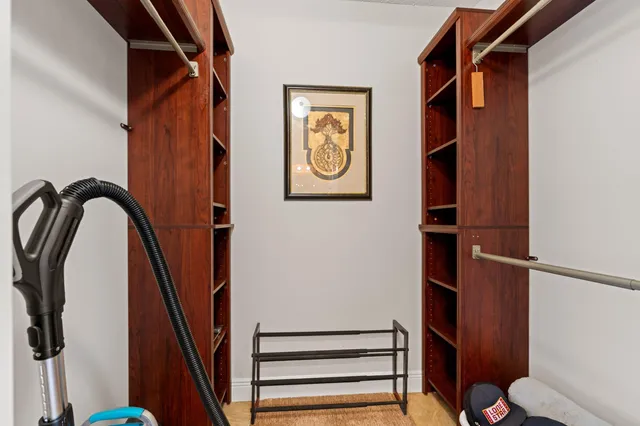 a view of walk in closet
