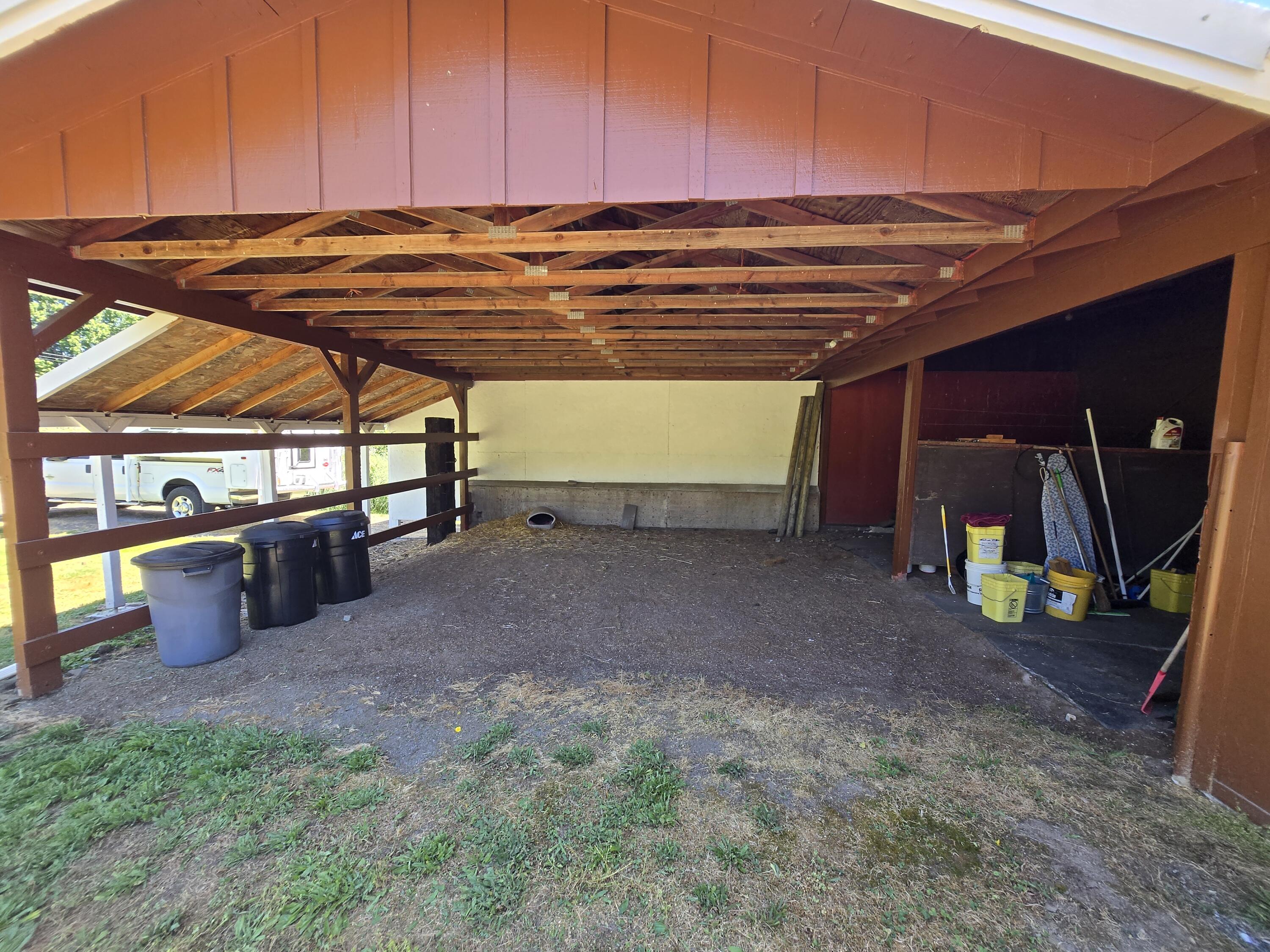 391 Homewood Road Grants Pass, OR 97527 - Photo 25 of 53 26