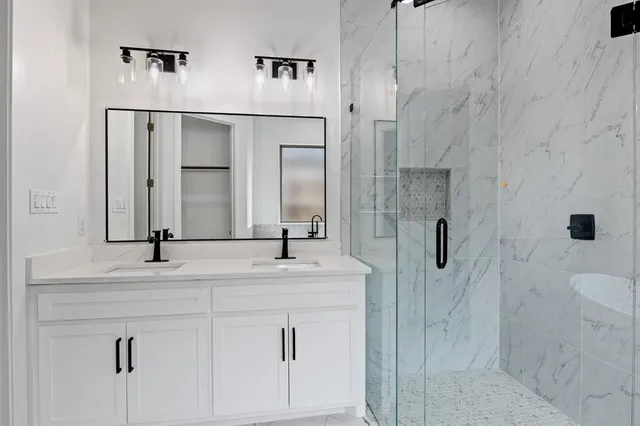 $429,000 | 255 Kathryn's Court, Mount Pleasant, TX 75455