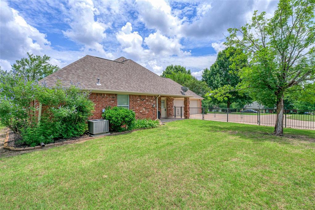 39 Preakness Place Road Van Alstyne, TX 75495 - Photo 36 of 40