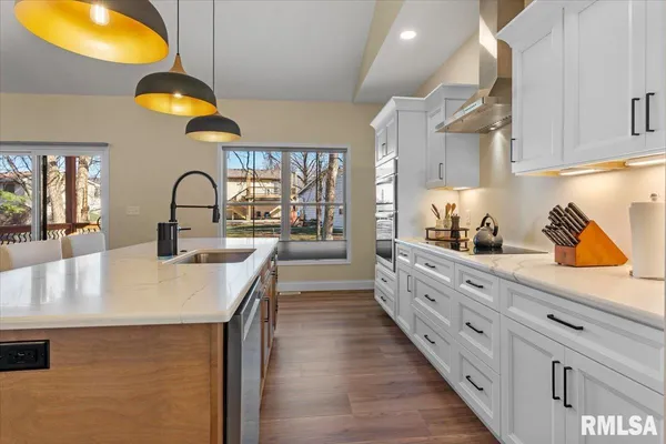 $679,000 | 55 Firefly Court, Chatham, IL 62629