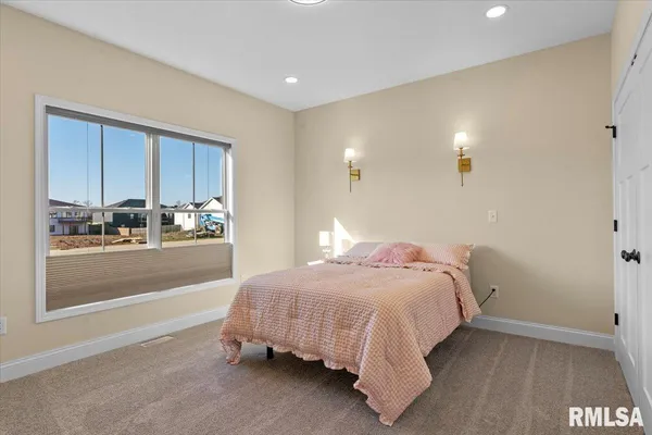 $679,000 | 55 Firefly Court, Chatham, IL 62629