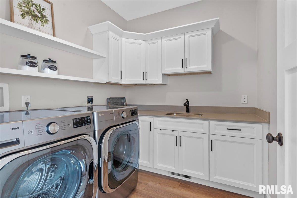 55 Firefly Court Chatham, IL 62629 - Photo 29 of 42