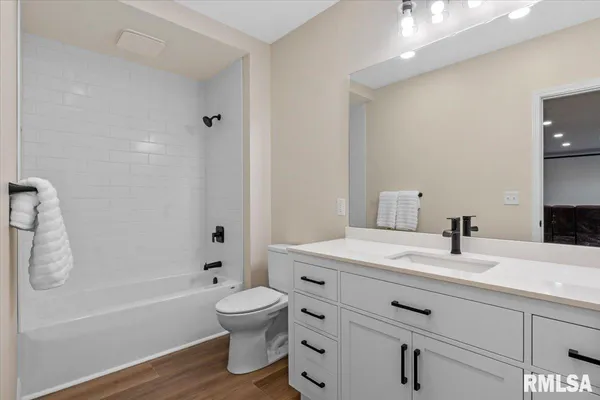 $679,000 | 55 Firefly Court, Chatham, IL 62629