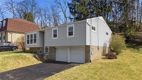 $375,000 | 3106 Greenfield Road, Glenshaw, PA 15116