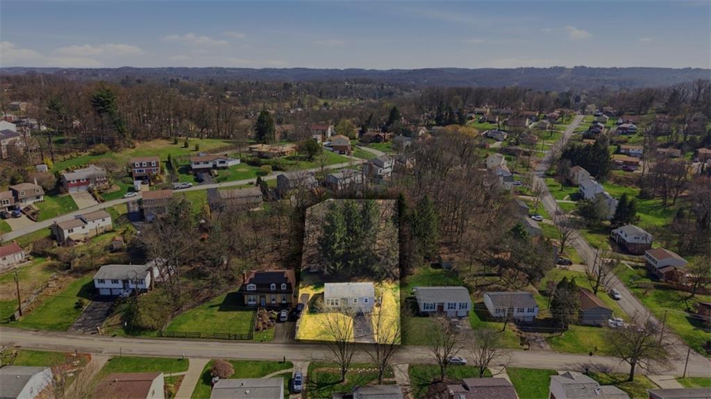 3106 Greenfield Road Glenshaw, PA 15116 - Photo 45 of 47 an aerial view of multiple house