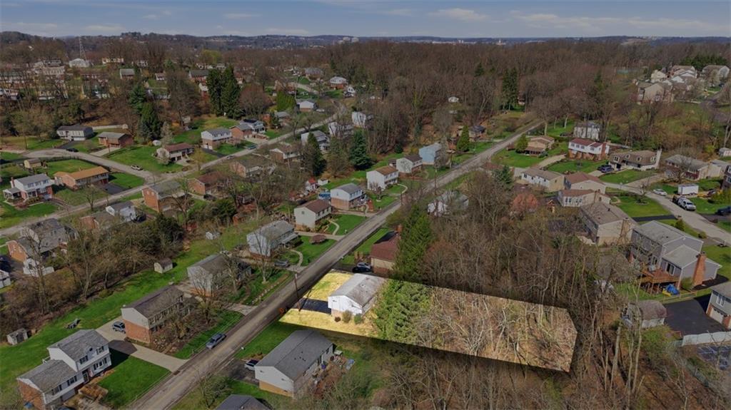 3106 Greenfield Road Glenshaw, PA 15116 - Photo 46 of 47 a view of outdoor space and city view